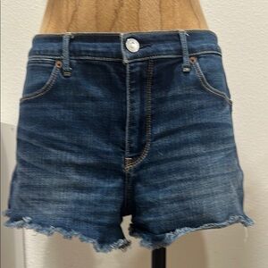 Abercrombie & Fitch High Rise Short